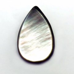 Forma de gota em Madreprola do Tahiti - 24 x 15 mm