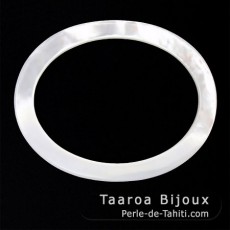 Forma oval em madreprola - 45 x 35 x 2 mm